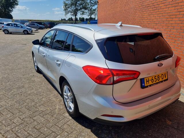 Ford FOCUS 1.0 ECOB. TR ED. BNS