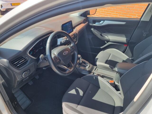 Ford FOCUS 1.0 ECOB. TR ED. BNS