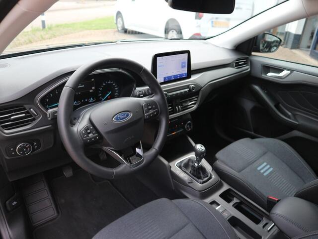 Ford FOCUS 1.0 EcoBoost Hybrid Active * Trekhaak * Winter Pack * Camera * Adapt Cruise Control *