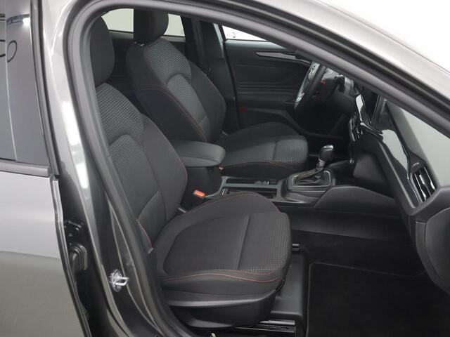 Ford FOCUS Wagon 1.0 EcoBoost Hybrid ST Line | Panoramadak | Parkeercamera | Winterpakket | Cruise Control Adaptief | Dodehoekdetectie | Navigatie |