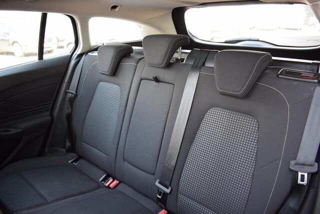 Ford FOCUS Wagon 1.0 EcoBoost Trend Edition Business | Pano | Trekhaak | Camera | Cruise