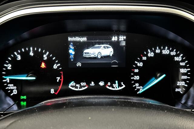 Ford FOCUS Wagon 1.0 EcoBoost Trend Edition Business | Camera | LED | Trekhaak | Navigatie