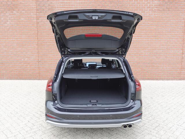 Ford FOCUS Wagon 1.0 EcoBoost 155pk Hybrid Active X | Navigatie | Climate Control | Camera | Parkeer sensoren | B&O | Dab | Led | Lichtmetalen velgen