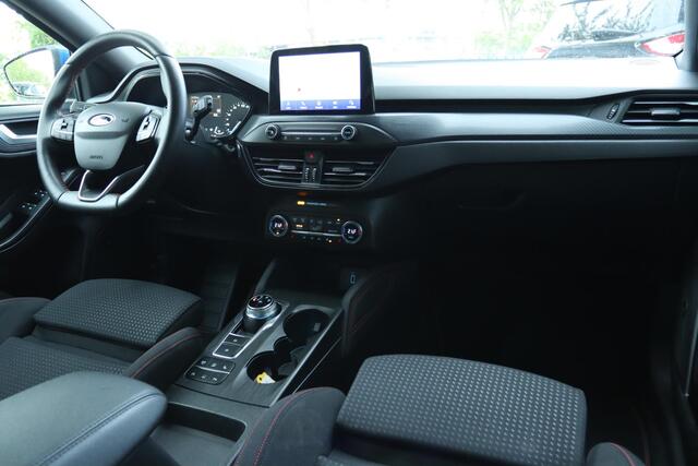 Ford FOCUS WAGON 1.5 ECOBOOST ST-LINE BUSINESS AUT | TREKHAAK | HUD | LED | B&O | WINTERPACK | CAMERA | ACC | KEY-LESS