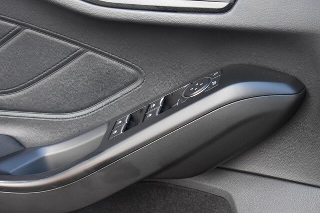 Ford FOCUS 2.0 EcoBlue 150PK Aut. ST Line X | Navi | Camera | Trekhaak | Incl. garantie