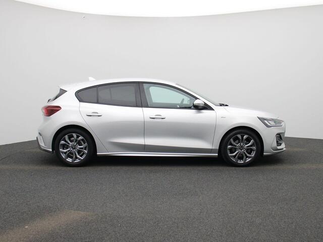 Ford FOCUS ST Line|Automaat|Driver Assist|Camera|Sync4 | Apple CarPlay & Android Auto | Navigatie | Climate Control | Parkeersensoren v + a & Parkeercamera achter |