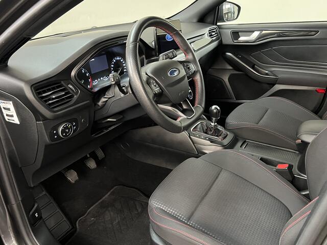Ford FOCUS Wagon 1.0 EcoBoost Hybrid ST Line Head Up / Navi / Camera / PDC / Stuur & Stoelverw.
