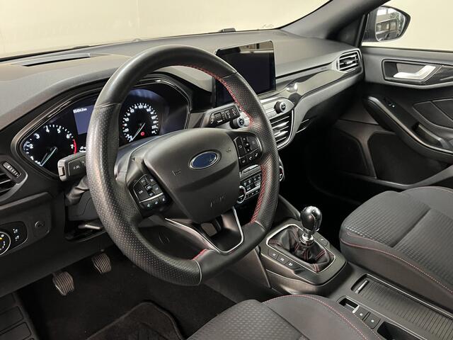 Ford FOCUS Wagon 1.0 EcoBoost Hybrid ST Line Head Up / Navi / Camera / PDC / Stuur & Stoelverw.