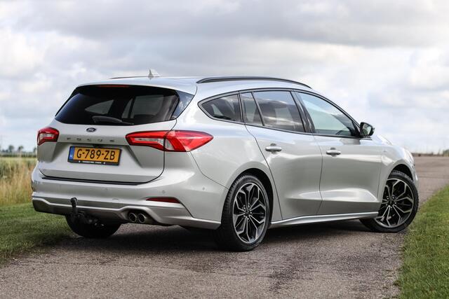 Ford FOCUS Wagon EcoBoost ST-Line ? B&O ? LED ? ACC