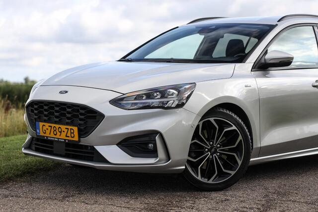 Ford FOCUS Wagon EcoBoost ST-Line ? B&O ? LED ? ACC