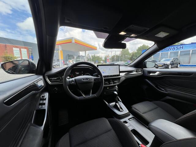 Ford FOCUS Wagon 1.0 EcoBoost Hybrid ST Line | Winter Package | Camera | Cruise control | Apple/ android carplay | Trekhaak