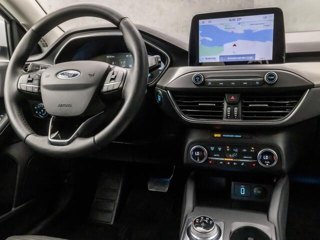 Ford FOCUS Wagon 1.0 EcoBoost Titanium Business Automaat (APPLE CARPLAY, GROOT NAVI, STUUR/STOELVERWARMING, PARKEERSENSOREN, SPORTSTOELEN, CRUISE, DAB+, LED KOPLAMPEN, NIEUWE APK, NIEUWSTAAT)