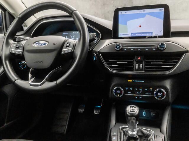 Ford FOCUS Wagon 1.0 EcoBoost Titanium (APPLE CARPLAY, GROOT NAVI, CLIMATE, ADAPTIVE CRUISE, SPORTSTOELEN, KEYLESS, PARKEERSENSOREN, LM VELGEN, LED KOPLAMPEN, NIEUWE APK, NIEUWSTAAT)