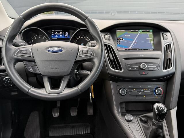 Ford FOCUS 1.0 Trend 2e Eigenaar,Navi,Airco,Cruise,Pdc,Lm velgen,Nieuwe Apk bij Aflevering