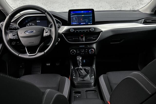 Ford FOCUS Wagon 1.0 EcoBoost Trend Edition Business | Parkeersensoren | Apple Carplay
