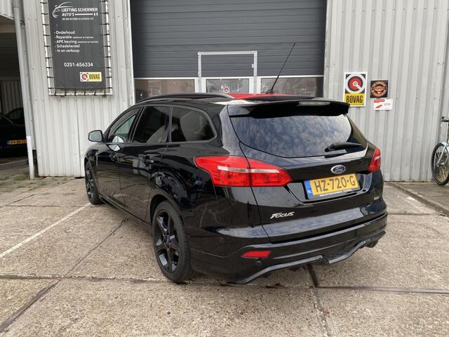 Ford FOCUS 1.5 Black Edition