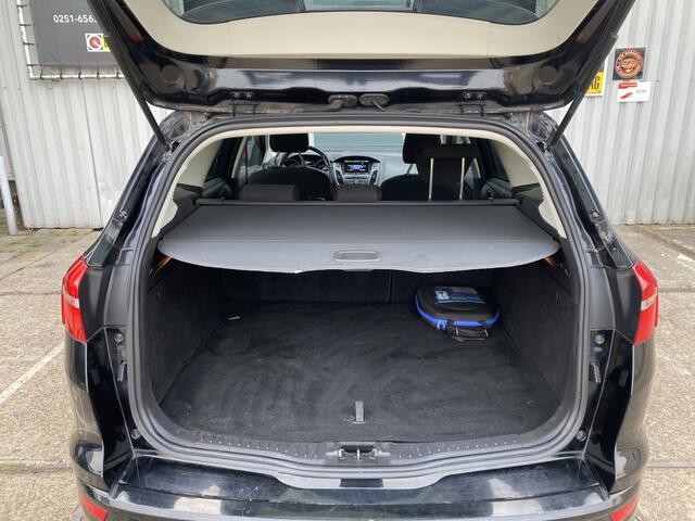 Ford FOCUS 1.5 Black Edition