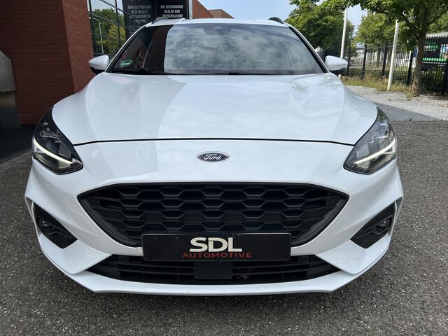 Ford FOCUS Wagon 1.5 ST-Line // FULL LED // NAVI + CARPLAY // CAMERA + PDC V+A // B&O AUDIO