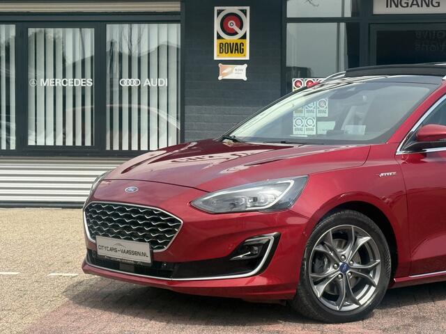 Ford FOCUS Wagon 1.5 EcoBoost Vignale automaat 182 pk full options panoramadak camera navi climate ctr cruise ctr led lmv 17 inch dealer onderhouden