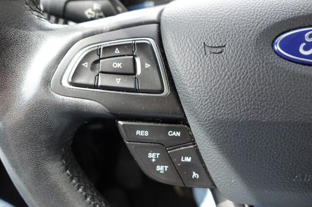 Ford FOCUS 1.0 TREND Lichtmetaal Airco Winterpack carplay