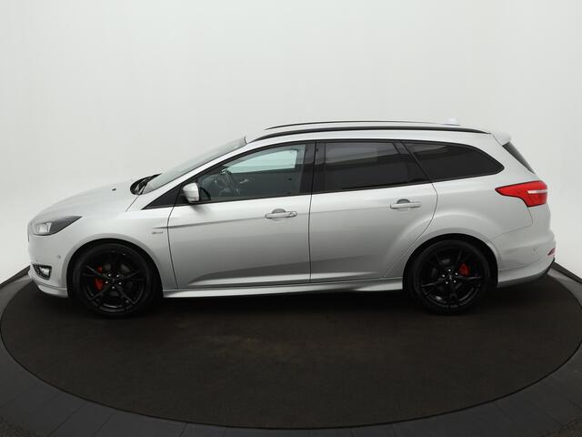 Ford FOCUS Wagon 1.0 125PK ST-Line Wagon | 18-inch | Trekhaak | Voorruitverwarming | ISOFIX |