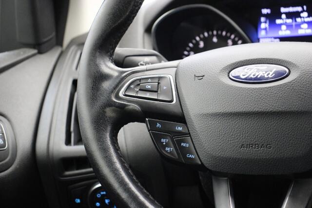 Ford FOCUS 1.0 wagon edition - Carplay, Cruise