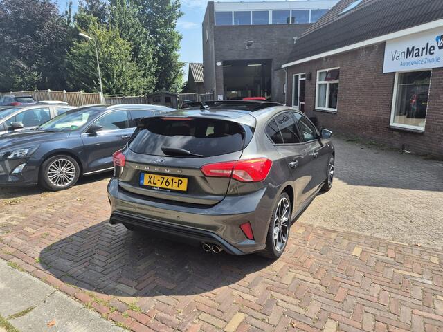 Ford FOCUS 1.0 EcoBoost ST Line Business CAMERA STOEL- EN STUURVERWARMING AUTOM PARKEREN