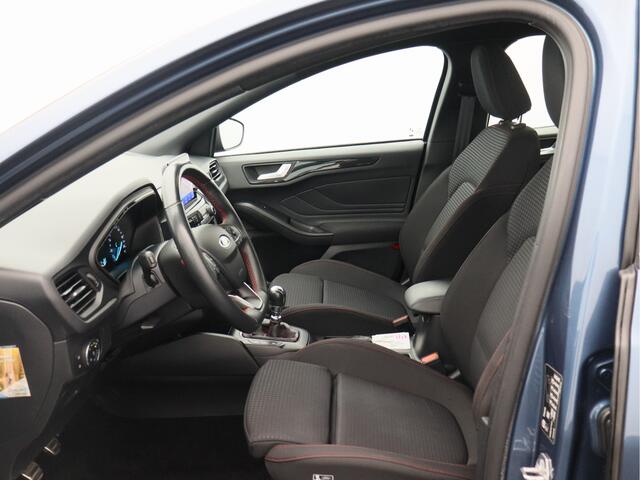 Ford FOCUS 1.0 EcoBoost ST Line Business/ zeer mooi!