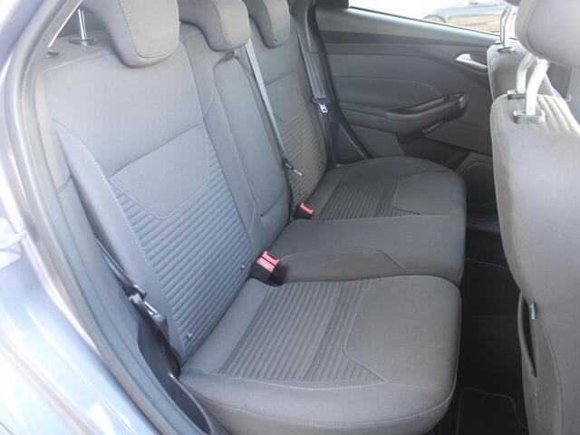 Ford FOCUS Wagon 1.0 Titanium | NAVIGATIE |