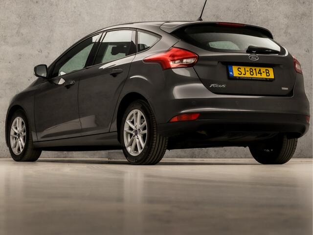 Ford FOCUS 1.0 Sport (APPLE CARPLAY, GROOT NAVI, LM VELGEN, CLIMATE, SPORTSTOELEN, CRUISE, PARKEERSENSOREN, NIEUWE APK, NIEUWSTAAT)
