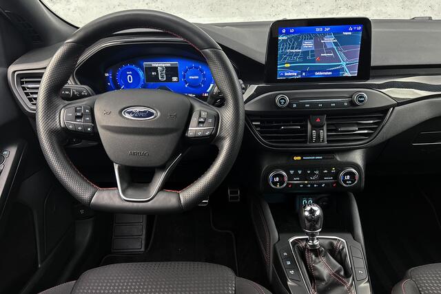 Ford FOCUS 1.0 EcoBoost Hybrid ST Line X Business | Camera | Stoelverwarming | LED | Digitaal display