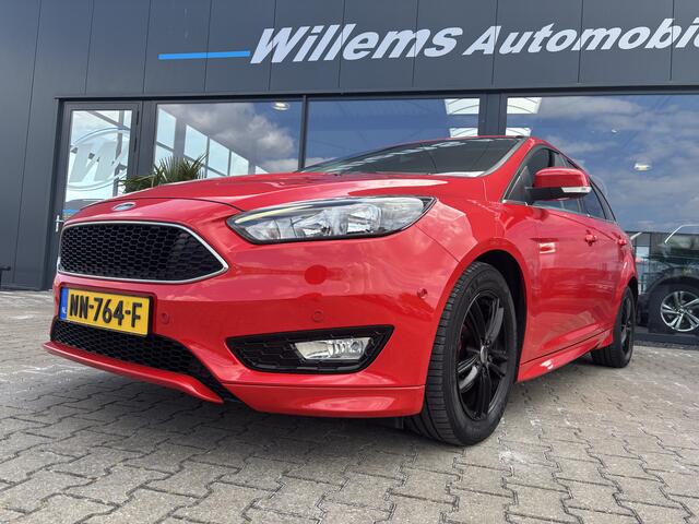Ford FOCUS Wagon 1.0 Titanium Trekhaak & Clima & LM & Navigatie