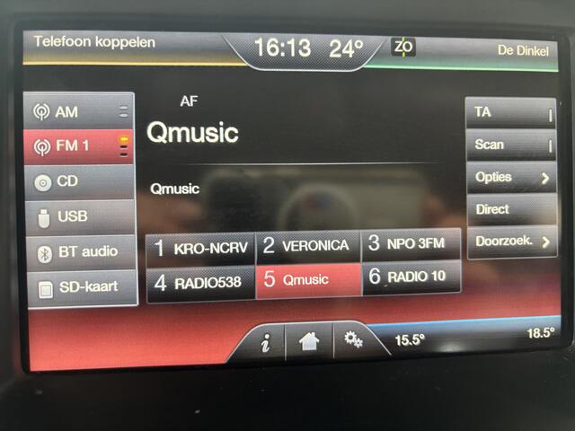 Ford FOCUS Wagon 1.0 Titanium Trekhaak & Clima & LM & Navigatie