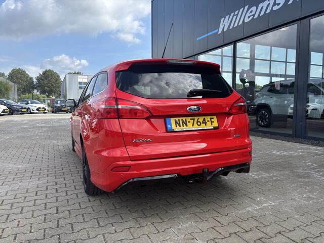 Ford FOCUS Wagon 1.0 Titanium Trekhaak & Clima & LM & Navigatie