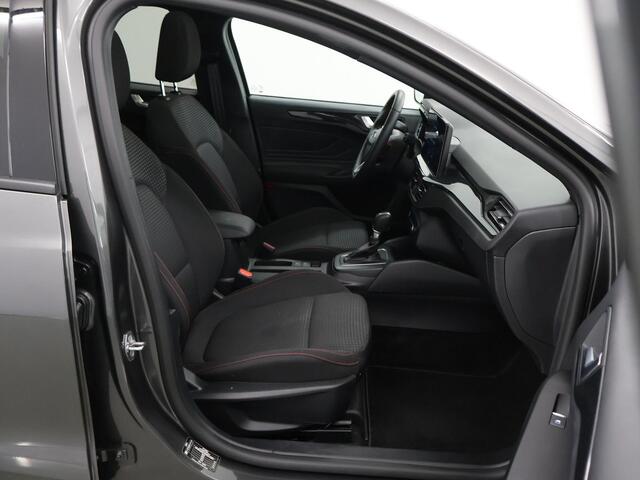 Ford FOCUS Wagon 1.0 EcoBoost Hybrid ST Line | Panoramadak | Parkeercamera | Winterpakket | Cruise Control Adaptief | Dodehoekdetectie | Navigatie |