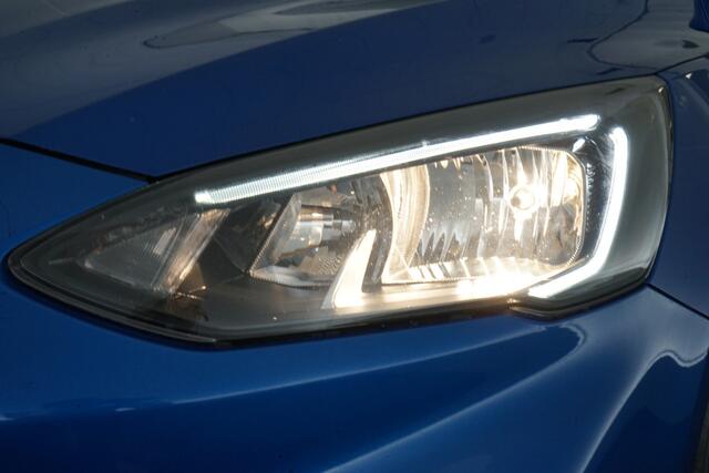 Ford FOCUS 1.0 EcoBoost ST Line Business | Winterpakket