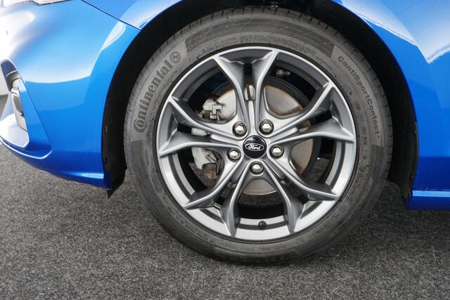 Ford FOCUS 1.0 EcoBoost ST Line Business | Winterpakket