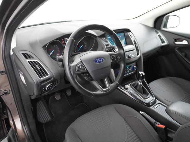 Ford FOCUS 1.0 EcoBoost Titanium