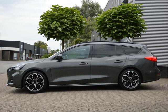 Ford FOCUS Wagon 1.5 EcoBlue ST Line Business