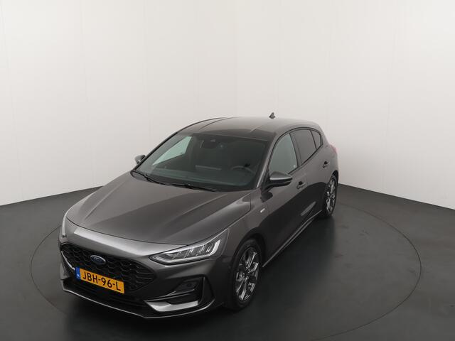 Ford FOCUS ST-Line EcoBoost Hybrid 155 pk Winter Pack | Camera | Adapt. cruise | Camera | Draadloos Apple Carplay |