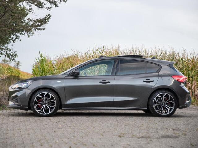 Ford FOCUS 1.5 EcoBoost ST Line Business Pano ACC B&O Keyless