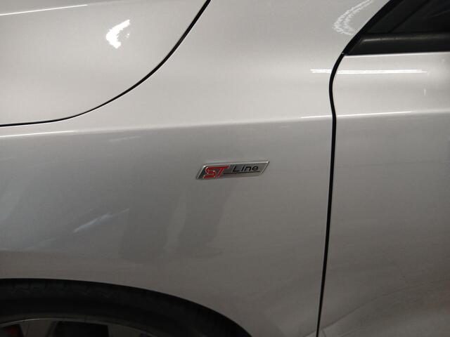 Ford FOCUS 1.0 EcoBoost Hybrid ST Line Style