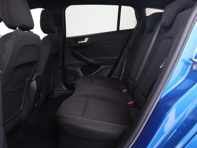 Ford FOCUS 1.0 EcoBoost ST Line X | Panoramadak | Stoel & stuurverwarming | Camera | Adaptive cruise | Digital Cockpit | B&O Sound | Navigatie | Full LED | Climate control
