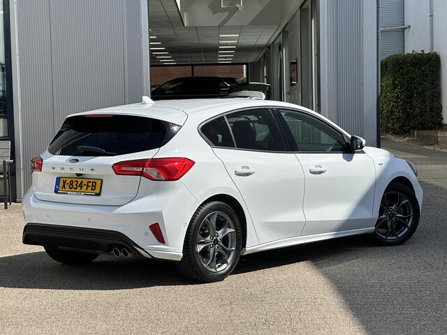 Ford FOCUS 1.0 EcoBoost ST Line Business | Navi/Carplay/Camera/Winterpack/Cruise Adaptief
