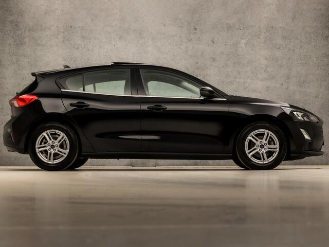 Ford FOCUS 1.0 EcoBoost Sport (PANORAMADAK, APPLE CARPLAY, GROOT NAVI, PARKEERSENSOREN, SPORTSTOELEN, LED KOPLAMPEN, LM VELGEN, CRUISE, NIEUWE APK, NIEUWSTAAT)