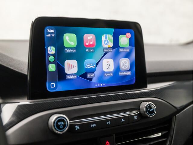 Ford FOCUS Wagon 1.0 EcoBoost ST Line (VIRTUAL COCKPIT, APPLE CARPLAY, GROOT NAVI, STUUR/STOELVERWARMING, SPORTSTOELEN, ADAPTIVE CRUISE, GETINT GLAS, KEYLESS, CAMERA, NIEUWSTAAT)