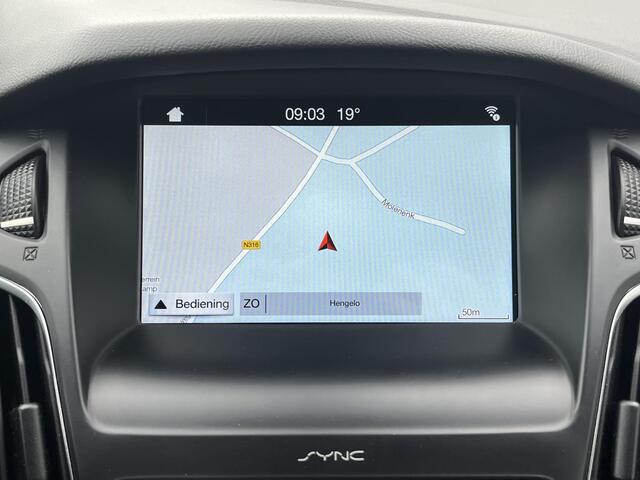 Ford FOCUS Wagon 1.0 ST-Line 125PK / Navigatie full map / Apple Carplay & Android Auto / Keyless Start / Cruise- en Climate Control / Verwarmde Voorruit / Parkeersensoren voor en achter /