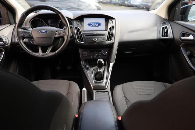 Ford FOCUS Wagon 1.0 Titanium BT-TELEFOONVERBINDING NAVI CLIMA CRUISE VOICE KEYLESS-START PDC LMV