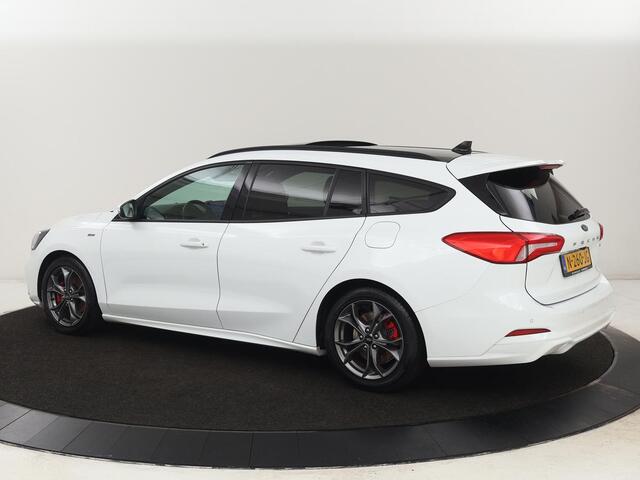 Ford FOCUS 1.0 EcoBoost Hybrid ST Line X Business | Panoramadak | Trekhaak | Head-up | Carplay | Camera | Stuurverwarming | Stoelverwarming | Adaptive cruise | LMV 17 inch | Sportstoelen