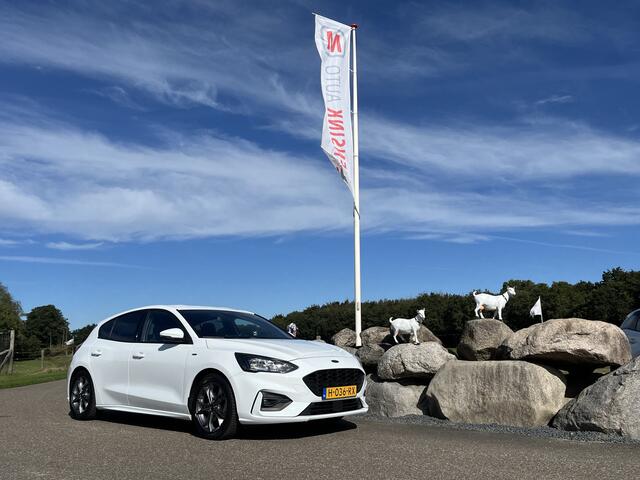Ford FOCUS 1.0 EcoBoost ST Line 1e EIGENAAR LED NAVI CRUISE AIRCO TREKHAAK